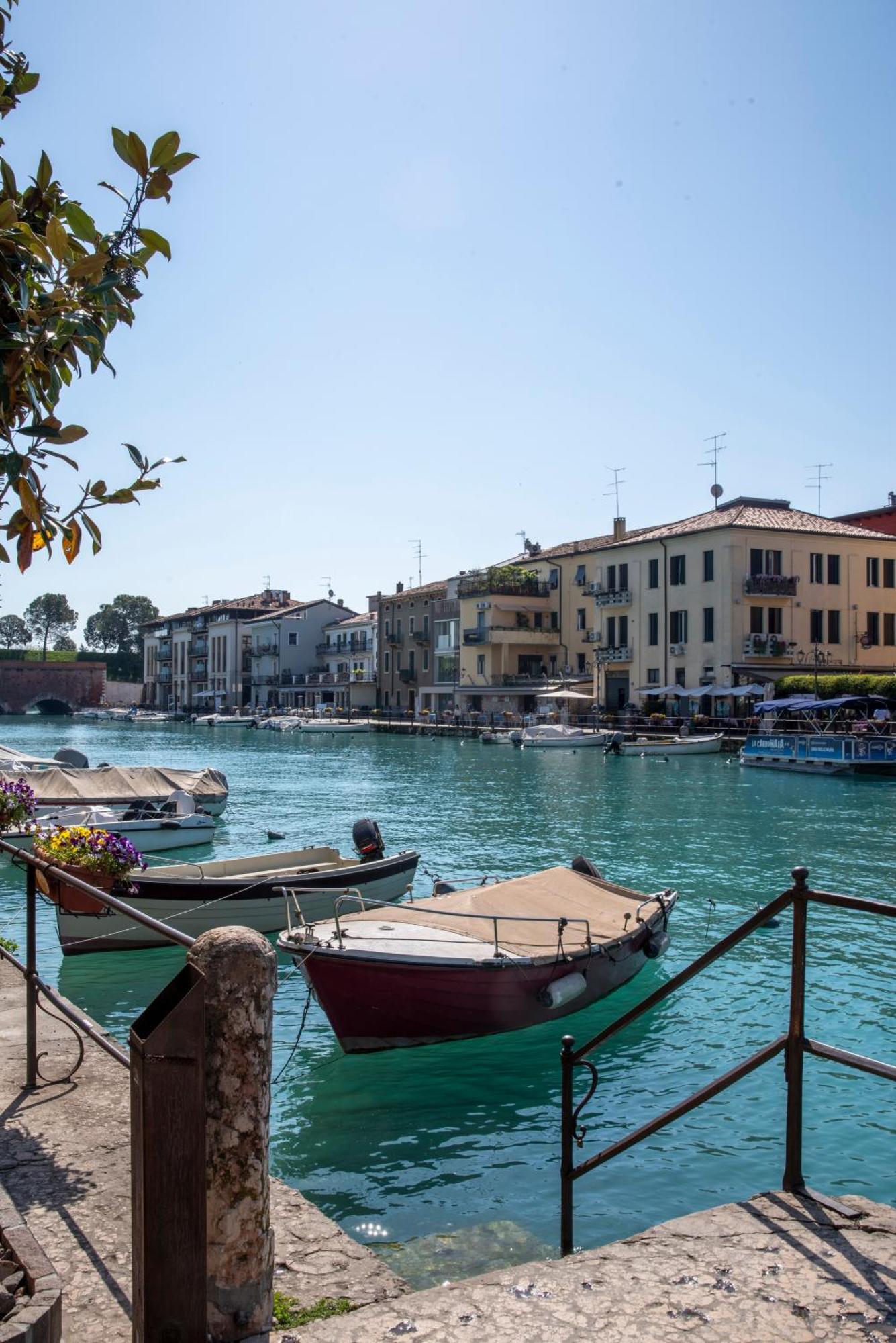 Palazzo Cordigero - Apartments Peschiera del Garda Dış mekan fotoğraf