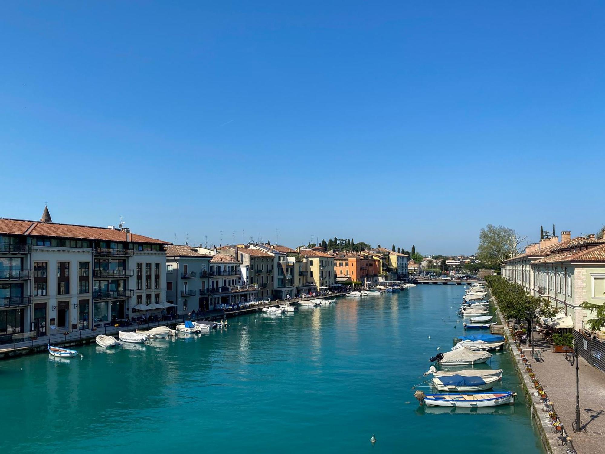 Palazzo Cordigero - Apartments Peschiera del Garda Dış mekan fotoğraf
