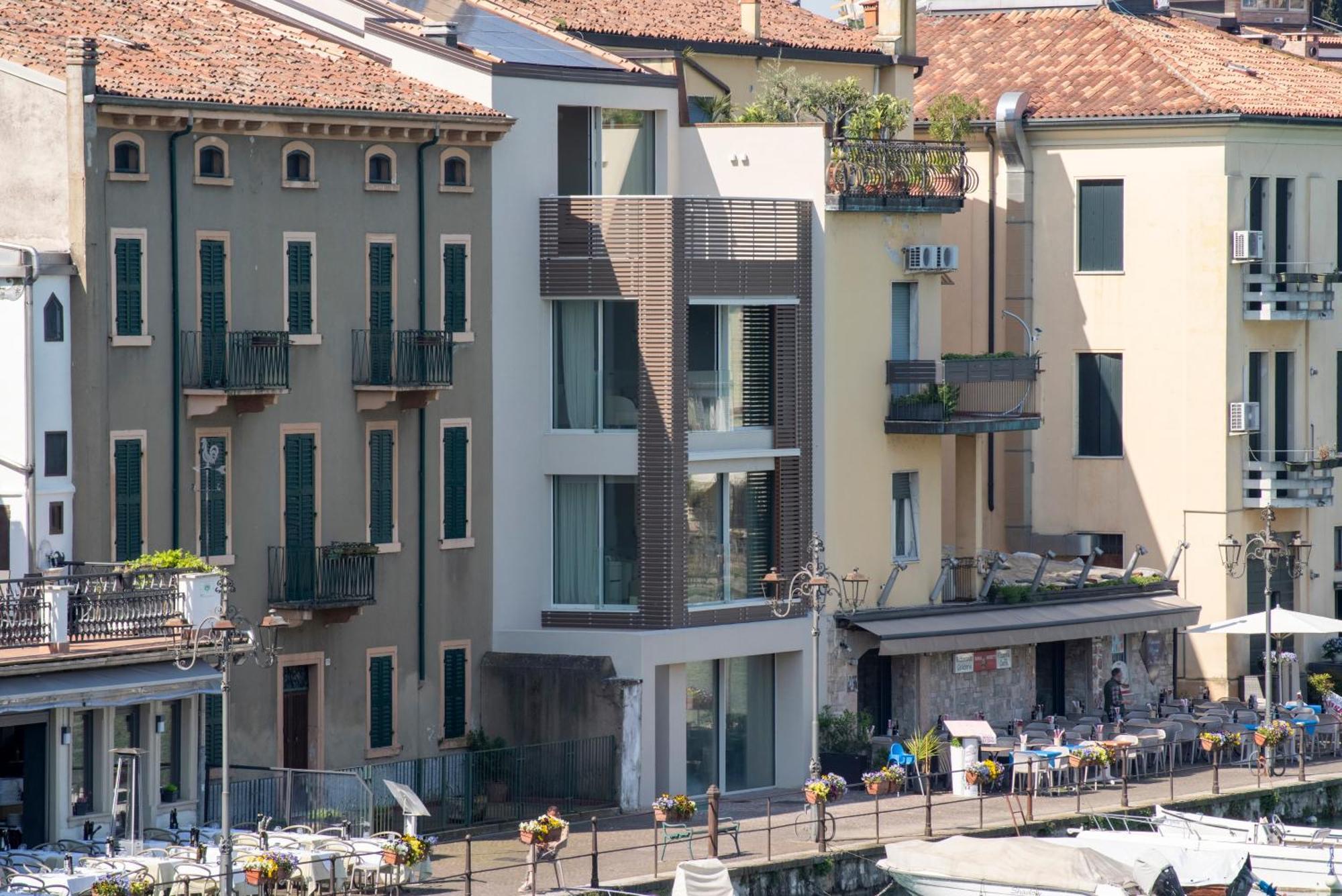 Palazzo Cordigero - Apartments Peschiera del Garda Dış mekan fotoğraf