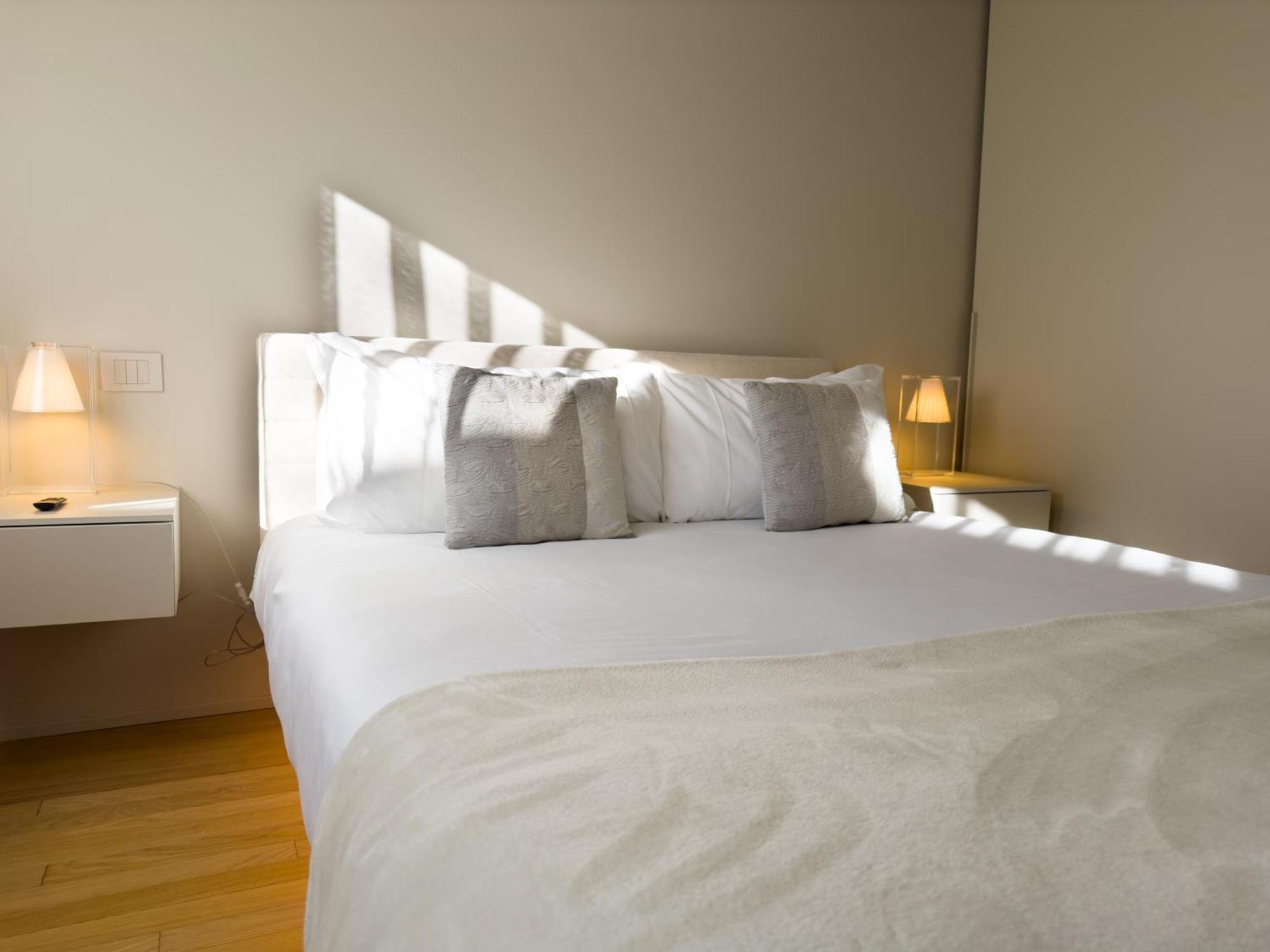 Palazzo Cordigero - Apartments Peschiera del Garda Dış mekan fotoğraf